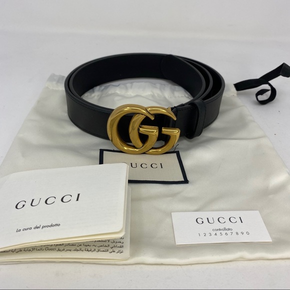 SOLD ..... GUCCI UNISEX GG Logo Leather Belt Black - Picture 1 of 11